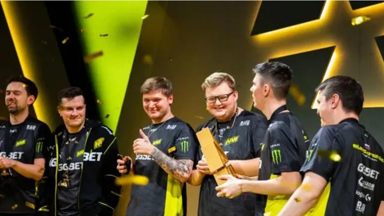 粤港两地的 粤港两地的