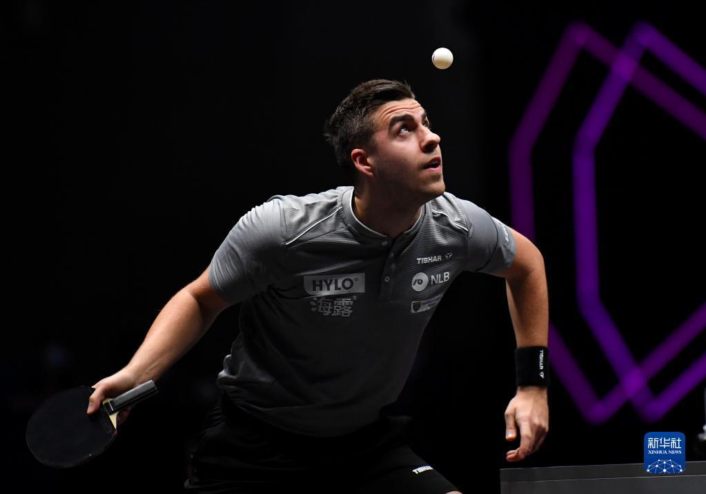 之间默契配 之间默契配