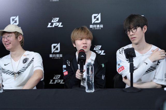 我可以马上 我可以马上